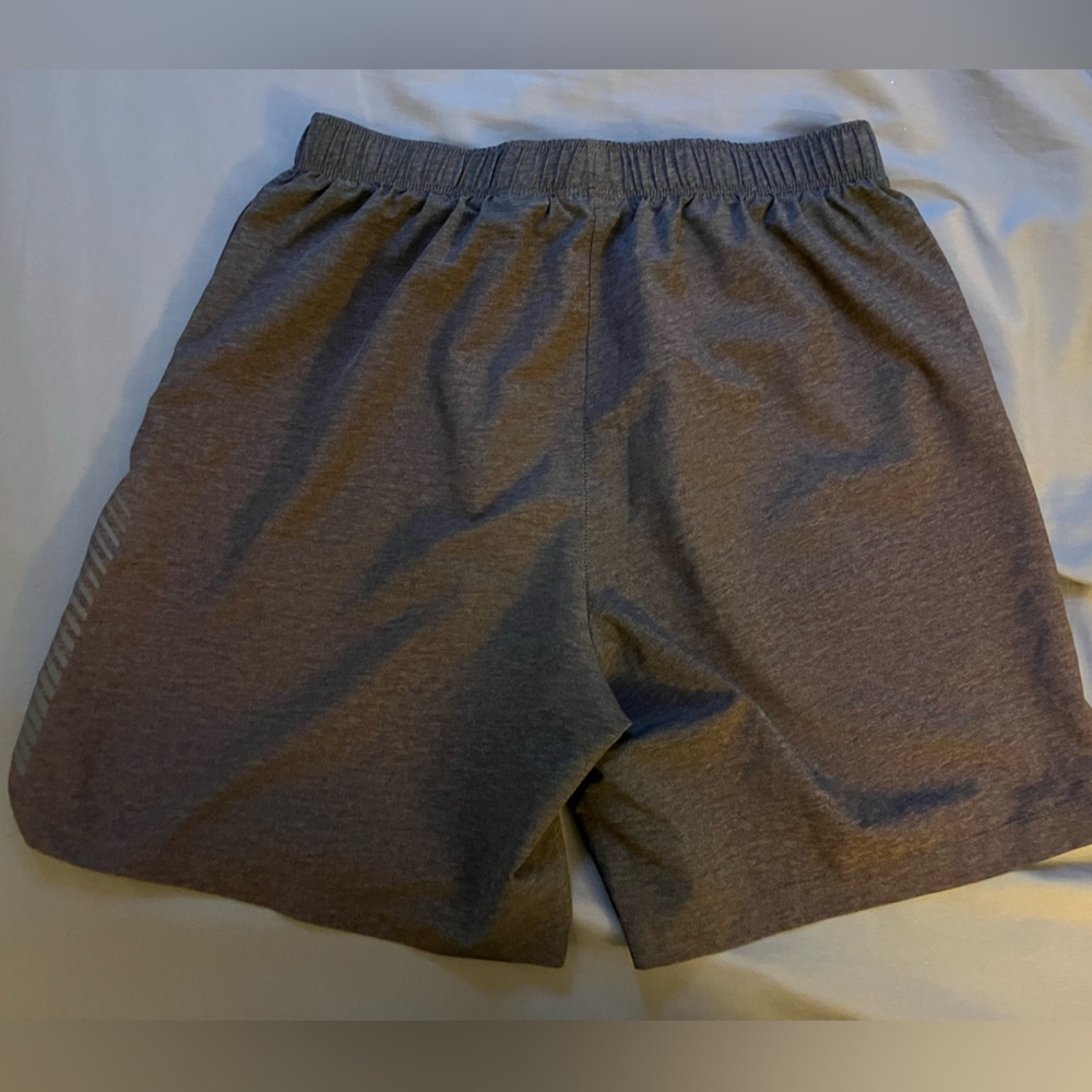 5 inch inseam Grey Shorts